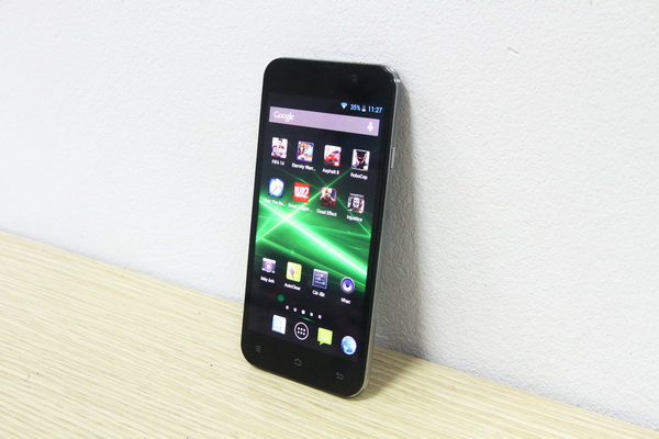 HKPhone ra mắt smartphone 8 nhân Revo LEAD8