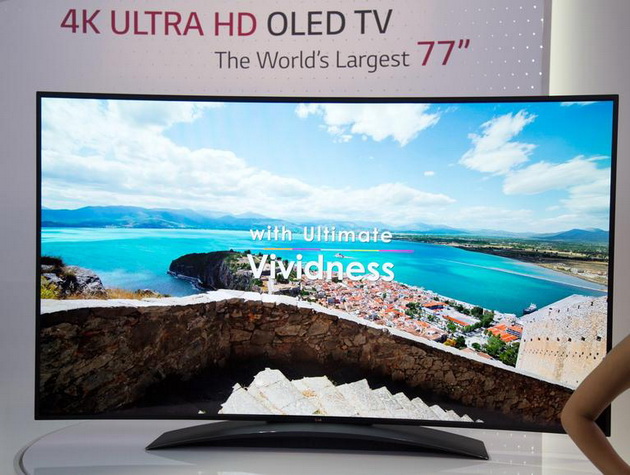 LG hiện đang là công ty giữ kỉ lục về chiếc TV OLED lớn nhất thế giới, với chiếc TV OLED cong 4K màn hình 77 inch.