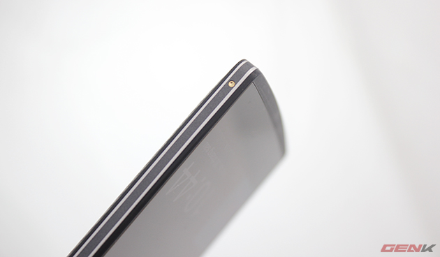 Trên tay Oppo Find 7: Smartphone màn hình 2K giá 12,5 triệu đồng