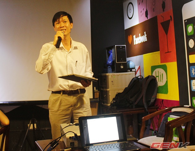 Anh Bảo, một trong những người đầu tiên sở hữu Surface Pro 3 tại Việt Nam chia sẻ cảm nhận của mình.