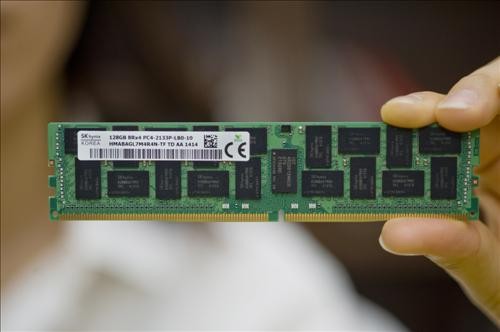 SK Hynix đi đầu công nghệ RAM với bộ nhớ DDR4 128 GB 