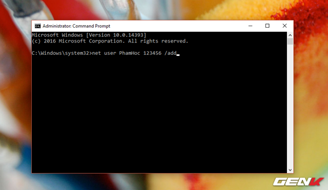  Nhập câu lệnh với cú pháp “net user /add” vào và nhấn phím ENTER để thực thi. Trong đó là tên tài khoản mới mà bạn muốn khởi tạo và là mật khẩu của tài khoản mới này. 