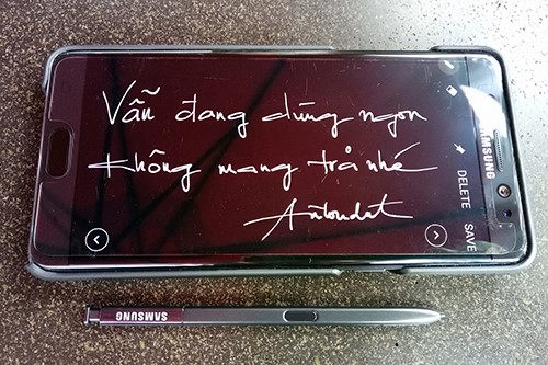  Một người dùng tại Việt Nam kiên quyết không trả lại Galaxy Note7 