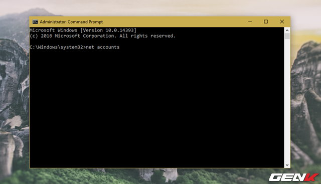  Khi cửa sổ Command Prompt hiện ra, ta sẽ bắt đầu với câu lệnh đầu tiên là “net accounts”. 
