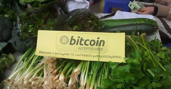  Đã có doanh nghiệp tại Việt Nam chấp nhận thanh toán bằng Bitcoin. Ảnh: H.P. 