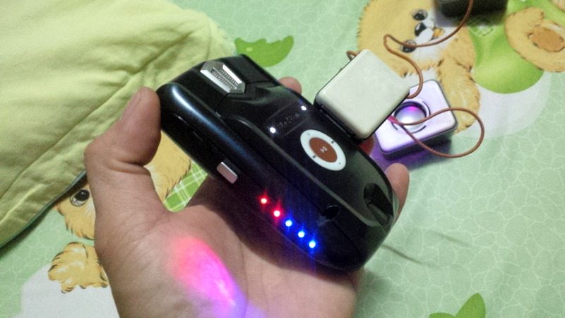  Hay thậm ch&iacute; l&agrave; cả độ... m&aacute;y nghe nhạc MP3 v&igrave; 8700 kh&ocirc;ng hỗ trợ nghe nhạc 