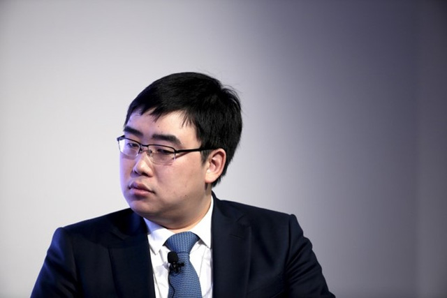 Cheng Wei, sinh năm 1983, là giám đốc điều hành của Didi Kuaidi, một ứng dụng tương tự như Uber. Trước khi thành lập công ty Didi Dache vào năm 2015, anh đã làm việc 8 năm tại công ty thương mại điện tử Alibaba. Khối tài sản ròng của người đàn ông này hiện là 1 tỷ USD. Ảnh: Reuters. 