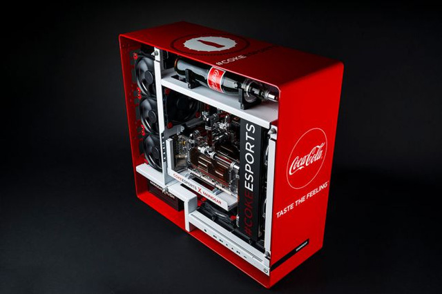 Ngắm bộ máy tính chất lừ dùng Coca Cola làm tản nhiệt 