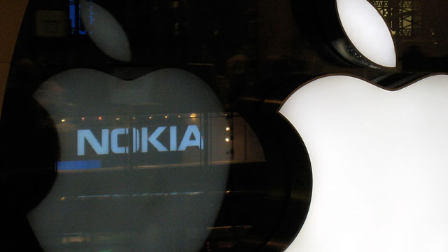  Cuộc chiến tranh bằng sáng chế giữa Nokia và Apple lại tái diễn giống như năm 2009. 