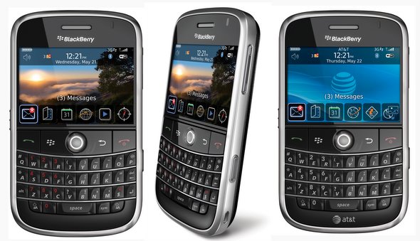  BlackBerry Bold 9000 - một trong những sản phẩm rất thành công của Dâu đen. 