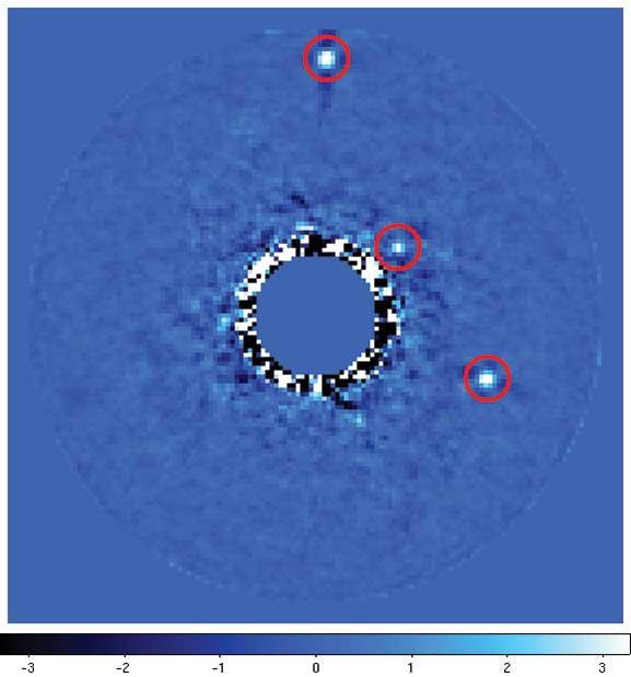  CHARIS lấy được rất nhiều thông tin về các hành tinh từ hệ sao HR8799. 