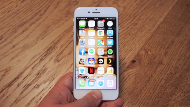 Apple đã tìm ra lời giải cho thời lượng pin trên iPhone 8 - Ảnh 1.