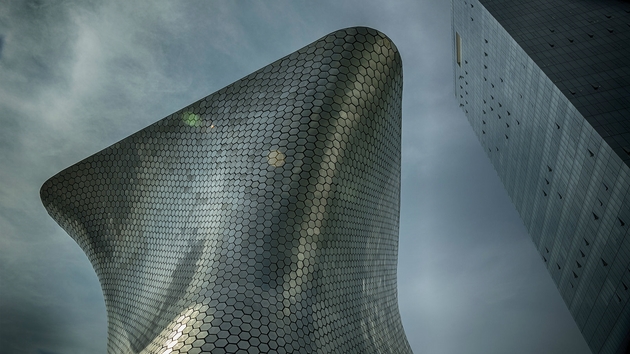  Soumaya Museum tại Mexico City được thiết kế bởi KTS Fernando Romero. 