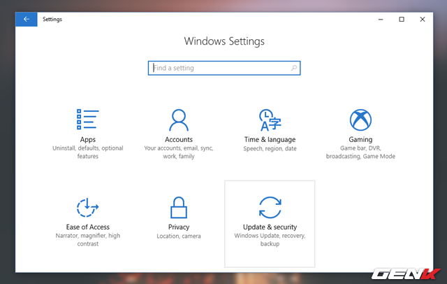  Khởi động Windows Settings và truy cập vào Update & security. 
