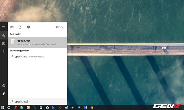  Nhập từ khóa “gpedit.msc” vào Cortana và nhấp vào kết quả đầu tiên. 