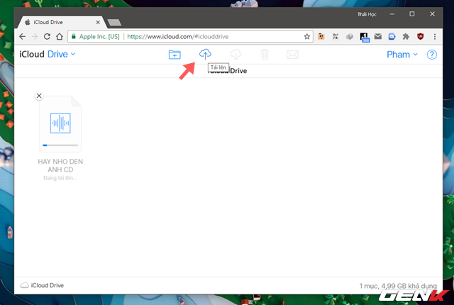 Trước tiên, hãy mở trình duyệt web trên máy tính và truy cập vào địa chỉ iCloud, tiến hành đăng nhập và nhấp vào “iCloud Drive”. Trong giao diện iCloud Drive, hãy nhấp vào biểu tượng “Tải lên” và điều hướng đến tập tin audio nhạc bạn đã chuẩn bị sẳn làm nhạc chuông cho iPhone trên máy tính. Đợi cho đến khi tập tin được tải lên hoàn tất, hãy sang bước kế tiếp. 