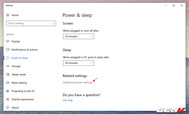  Cửa sổ Settings xuất hiện và truy cập thẳng vào nhóm thiết lập Power & Sleep. Lúc này, bạn hãy nhấp vào lựa chọn “Additional power settings”. 