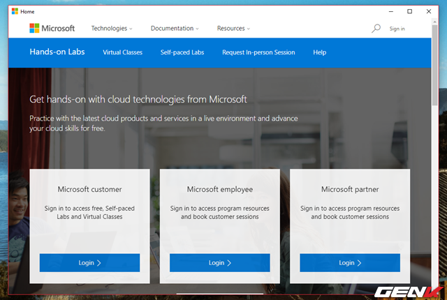  Ở đây Microsoft sẽ chia ra 3 nhóm để người dùng lựa chọn đăng nhập sử dụng. Nếu bạn là một người dùng bình thường và đã có tài khoản Microsoft, hãy nhấp vào “Login” ở Microsoft customer. 