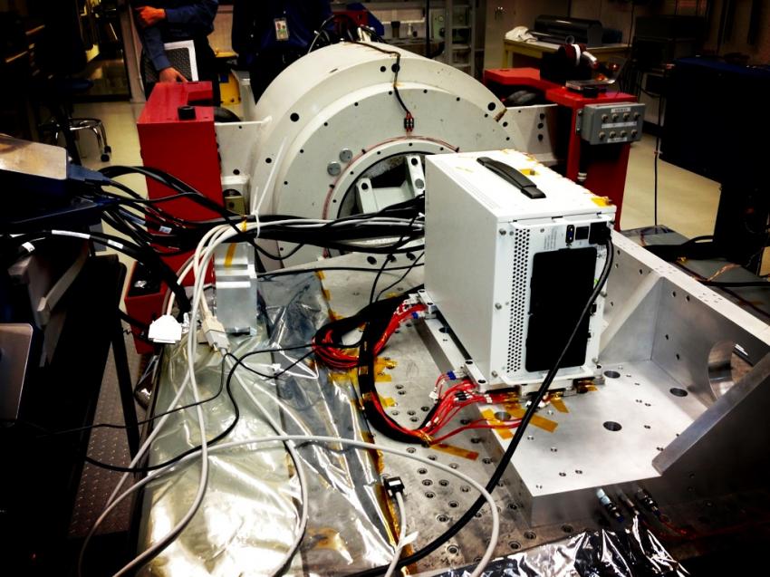 Ph&ograve;ng th&iacute; nghiệm nguy&ecirc;n tử lạnh của NASA, nơi c&oacute; nhiệt độ lạnh nhất vũ trụ, gần độ 0 tuyệt đối nhất.