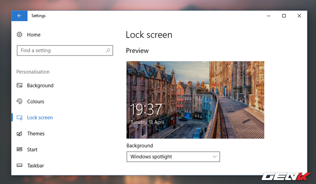  Trong Personalization, hãy tìm đến nhóm thiết lập Lock Screen. 