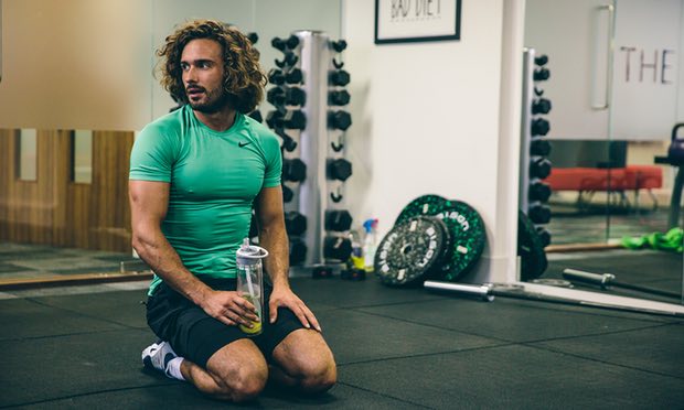  Joe Wicks nói anh sẽ không bao giờ động đến các loại thực phẩm bảo quản lạnh ăn liền 