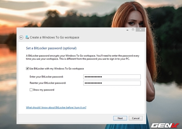  Bước 7: Phần thiết lập bảo vệ BitLocker sẽ xuất hiện, nếu bạn muốn sử dụng mật khẩu bảo vệ và mã hóa dữ liệu trong USB Windows 10 thì hãy đánh dấu check vào ô “Use BitLocker with my Windows To Go workspace” và nhập các thông tin theo yêu cầu. 