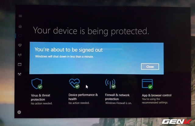  Windows sẽ tiến hành khởi động lại và truy cập vào chế độ quét Offline của Windows Defender. 