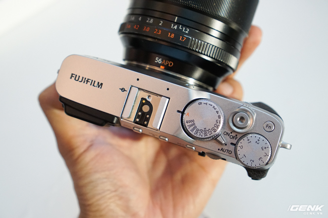 Fujifilm Việt Nam ra mắt máy ảnh không gương lật X-E3: sử dụng cảm biến 24 MP X-Trans III, đã có joystick, giá 21,99 triệu cho body - Ảnh 12.