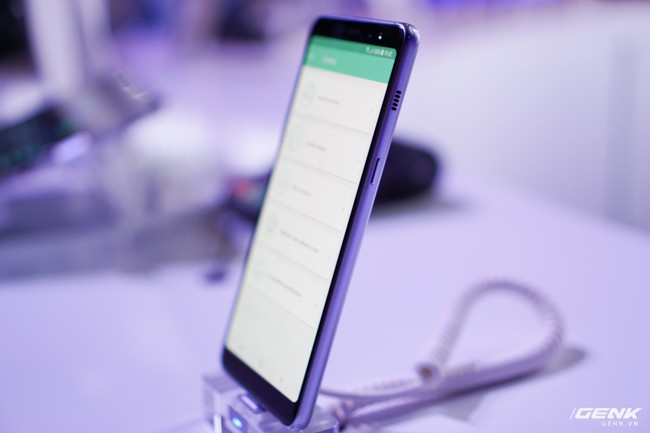 Bộ đôi Samsung Galaxy A8 (2018) và Galaxy A8 (2018) chính thức ra mắt tại thị trường Việt Nam: màn hình vô cực giống dòng S cao cấp, trang bị camera selfie kép, giá từ 10.990.000 đồng - Ảnh 25.