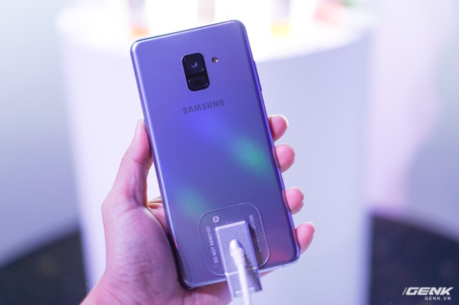 Bộ đôi Samsung Galaxy A8 (2018) và Galaxy A8 (2018) chính thức ra mắt tại thị trường Việt Nam: màn hình vô cực giống dòng S cao cấp, trang bị camera selfie kép, giá từ 10.990.000 đồng - Ảnh 27.