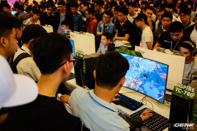 Toàn cảnh sự kiện Vietnam Gaming Setup 2017: nhiều nhãn hàng công nghệ tham gia, thu hút hơn 500 game thủ tham dự - Ảnh 2.