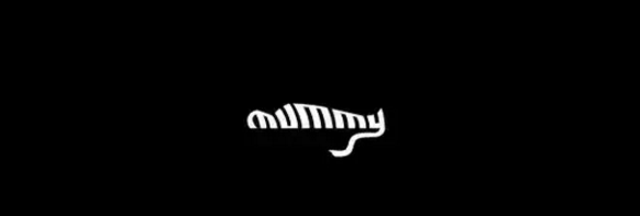  Logo Mummy (xác ướp) trông giống hệt hình một xác ướp đang nằm 