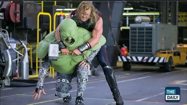  Cuộc chiến hoành tráng giữa Thor và Hulk trên phim hóa ra được quay thế này đây 