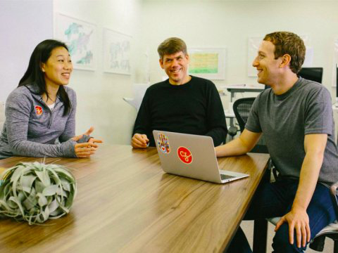 Brian Pinkerton cùng vợ chồng tỉ phú Mark Zuckerberg.