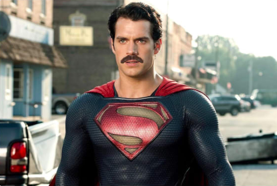  Trông Superman mà có râu cũng hợp lý đấy chứ nhỉ? 