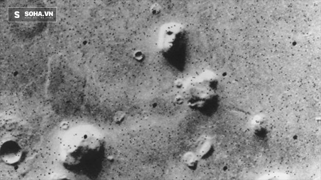  NASA lý giải về những trùng hợp khó hiểu trên Sao Hỏa - Ảnh 1.