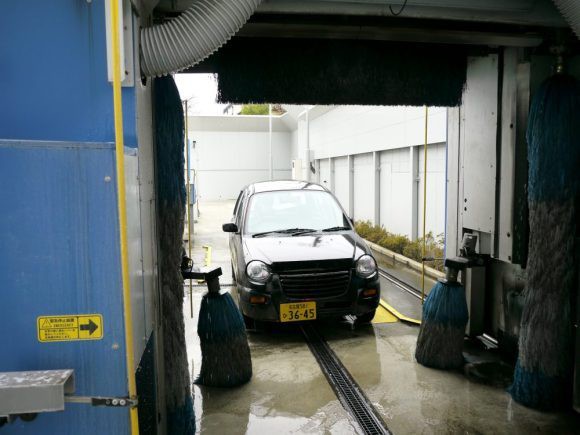 Nhật Bản: Bị chê dở hơi vì dùng bút viết bảng để sơn ô tô, sau khi đem xe đi rửa ai nấy đều bất ngờ - Ảnh 7.