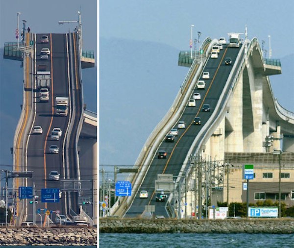 Với chiều cao hơn 40 mét cùng độ dốc cực lớn, việc di chuyển trên cây cầu Eshima Ohashi chẳng khác gì đang đi trên tàu siêu tốc ở công viên đâu!