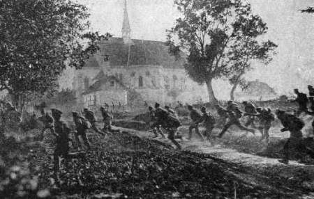  Những binh lính Đức bỏ chạy vì tưởng Pháp ném bom thật. 