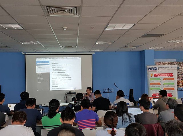 Sáng lập Vietnam Blockchain Developers: Nhiều người Việt đang đầu tư như người mù, không biết gì về Blockchain vẫn ném vào triệu đô - Ảnh 3.