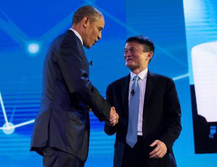 Giải mã tư thế bắt tay của ông Jack Ma với ông Trương Gia Bình để hiểu thêm về vị tỷ phú này - Ảnh 5.