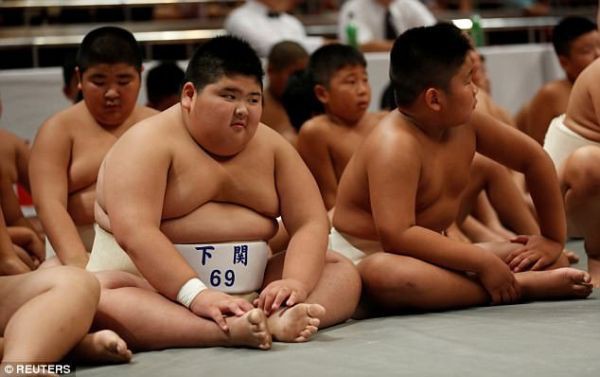 Thế giới u ám của võ sĩ sumo tại Nhật: Không lương, không điện thoại, không bạn gái - Ảnh 10.