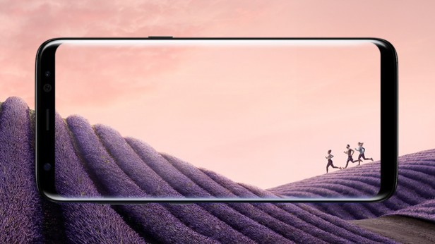  Màn hình vô cực của Galaxy S8. 