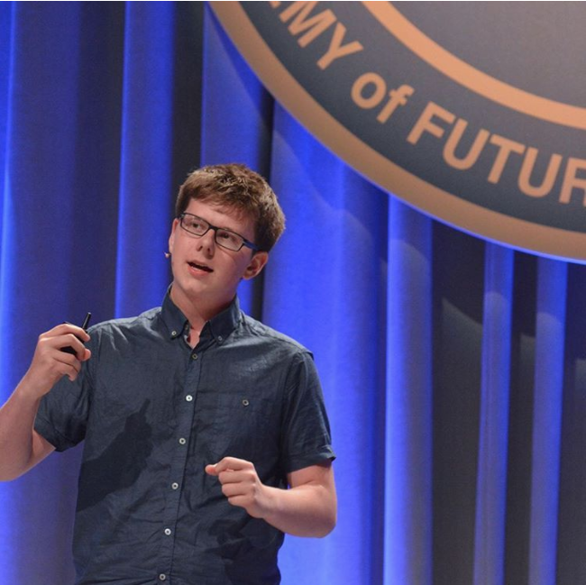  Chân dung Erik Finman, bỏ học năm 15 tuổi, làm giàu nhờ Bitcoin 