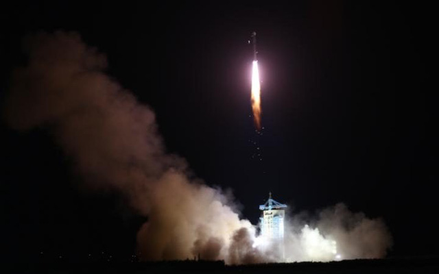  Vệ tinh lượng tử đầu tiên của Trung Quốc được phóng lên quỹ đạo. 