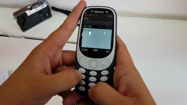  Thử nhắn tin trên Nokia 3310 