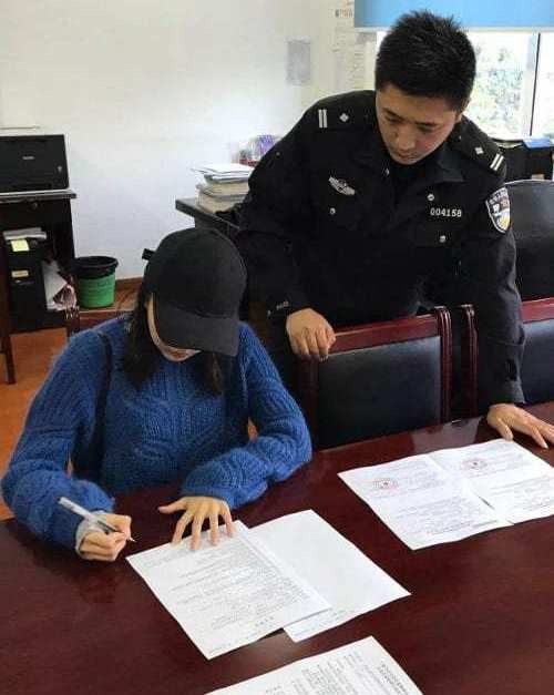 Trung Quốc: Đừng bất chấp chạy theo trào lưu ngã sấp mặt Falling Stars Challenge để rồi dính án phạt như cô gái này - Ảnh 2.
