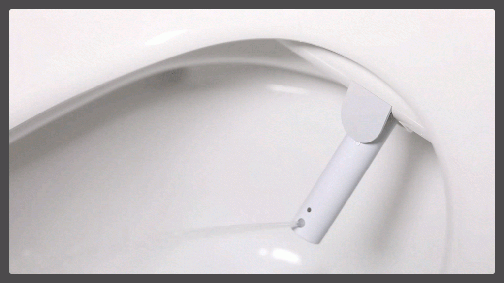 Toilet thông minh XiaoAi của Xiaomi: giá 187 USD, bệ ngồi vát 3D, tự cảnh báo nếu ngồi quá lâu, xả rửa phạm vi rộng hơn - Ảnh 4.
