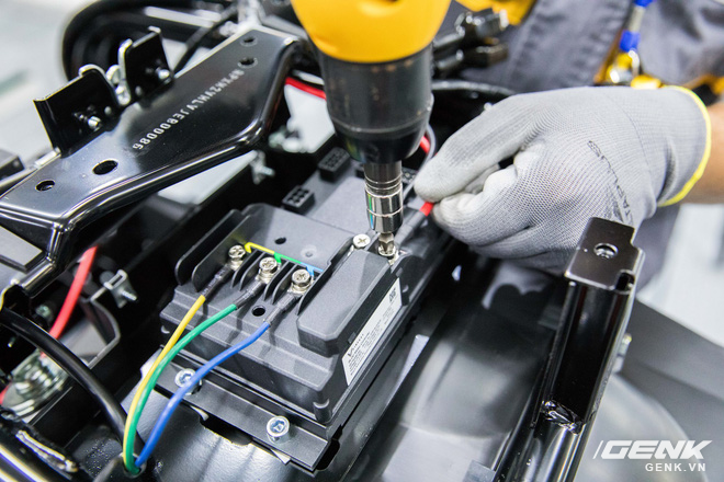 Xe máy điện VinFast sử dụng công nghệ pin Lithium-ion như xe Tesla và smartphone - Ảnh 3.