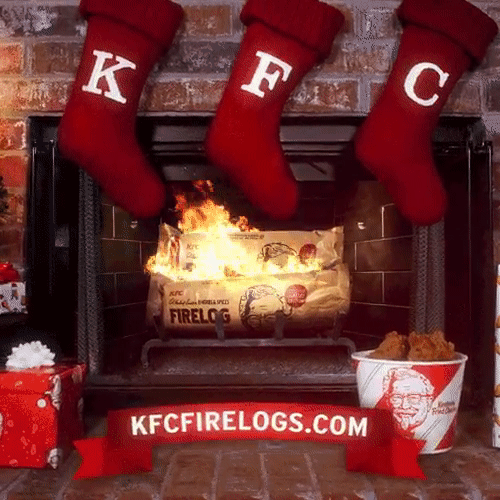 KFC đang bán gỗ đốt lò mùi gà rán phục vụ mùa Giáng sinh - Ảnh 2.